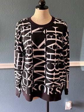 Michael Kors Women’s Newsprint Crewneck Sweatshirt in Large